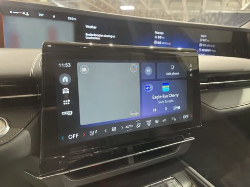 New 2024 Lincoln Nautilus Premier w/ Equipment Group 102A image 22