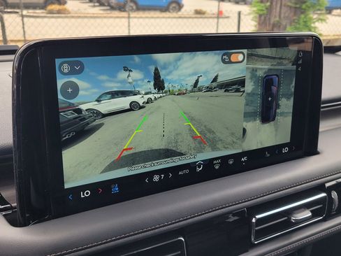New 2026 Lincoln Aviator Reserve AWD/4WD image 12