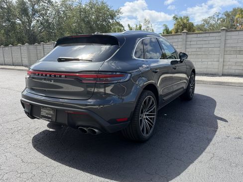 Certified 2024 Porsche Macan S AWD/4WD image 6