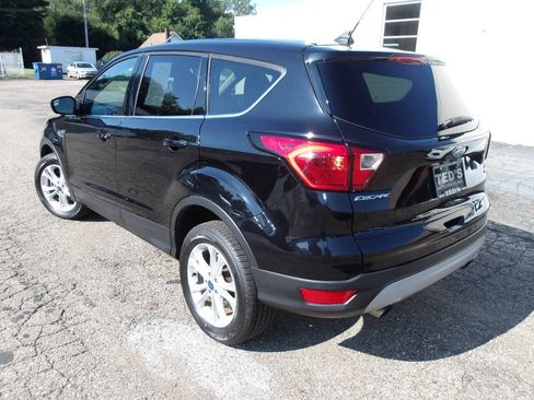 Used 2019 Ford Escape SE AWD/4WD image 5