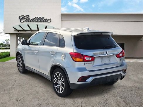 Used 2019 Mitsubishi Outlander Sport SE image 3