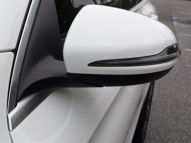 Used 2019 Mercedes-Benz GLC 300 image 12
