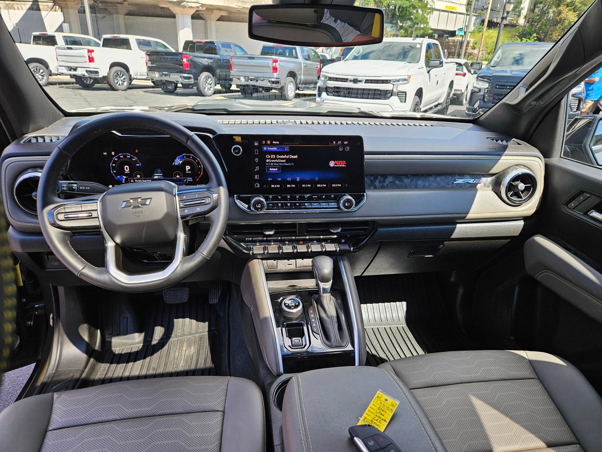 Used 2024 Chevrolet Colorado ZR2 w/ ZR2 Convenience Package III AWD/4WD image 2
