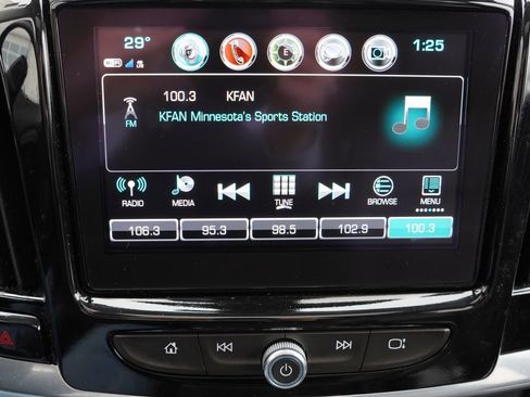 Used 2018 Chevrolet Traverse LT w/ LPO, Floor Liner Package image 28