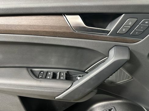 Used 2023 Audi Q5 2.0T Premium Plus w/ Premium Plus Package image 10