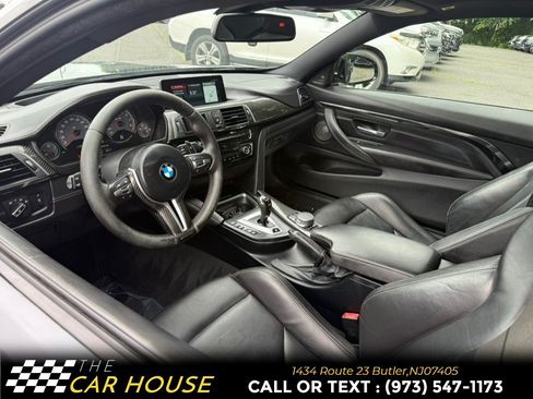 Used 2018 BMW M4 Coupe RWD image 13