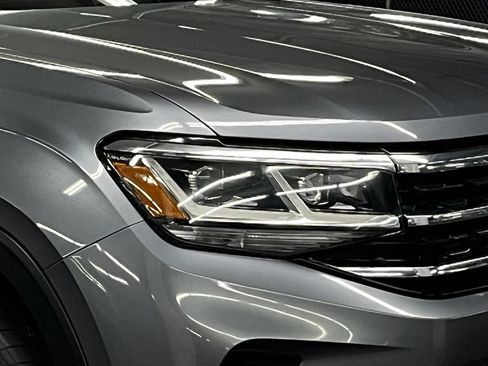 Used 2023 Volkswagen Atlas Cross Sport SE w/ Panoramic Sunroof Package AWD/4WD image 44