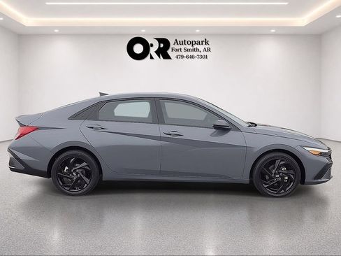 Used 2026 Hyundai Elantra Sport FWD image 6