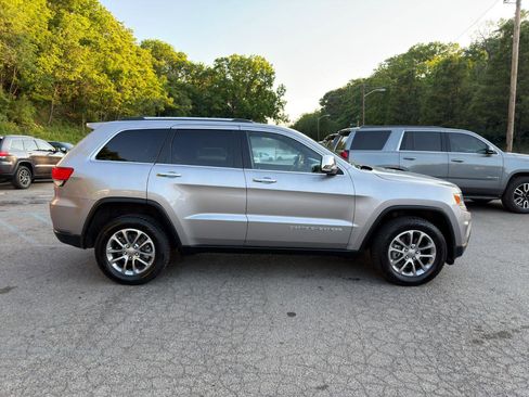 Used 2015 Jeep Grand Cherokee Limited w/ Trailer Tow Group IV AWD/4WD image 5