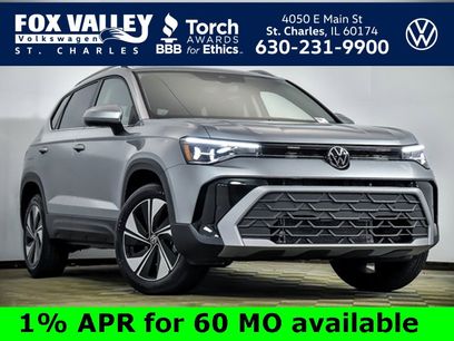 Certified 2025 Volkswagen Taos SE w/ Panoramic Sunroof Package