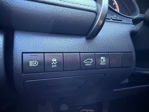 Used 2022 Toyota Camry SE image 35