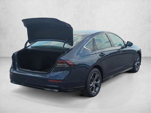 Used 2026 Honda Accord EX-L image 8