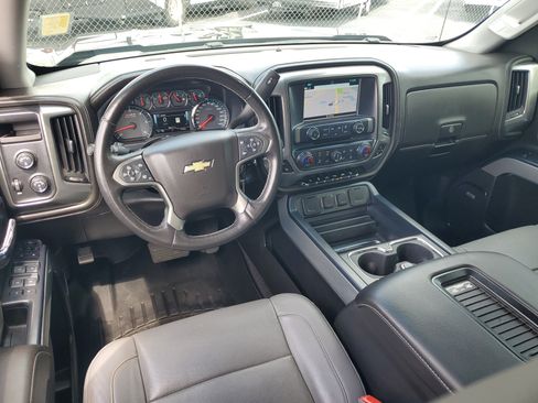 Used 2018 Chevrolet Silverado 1500 LTZ Z71 w/ LTZ Plus Package AWD/4WD image 15