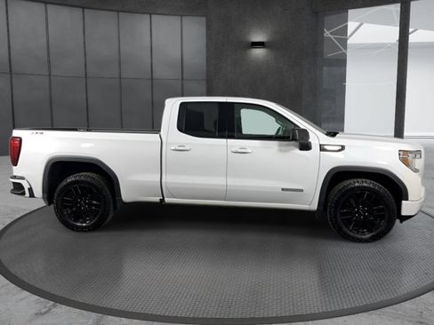 Used 2021 GMC Sierra 1500 Elevation w/ X31 Off-Road Package AWD/4WD image 4
