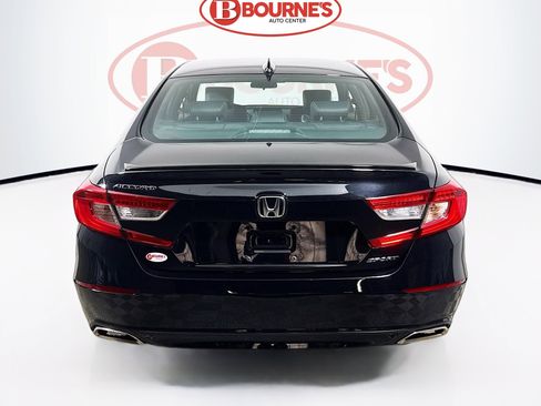 Used 2018 Honda Accord Sport image 7