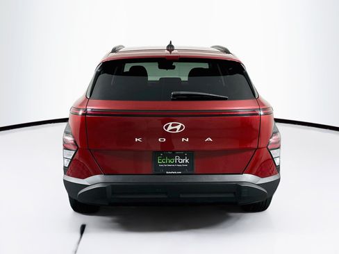 Used 2025 Hyundai Kona SEL FWD image 7