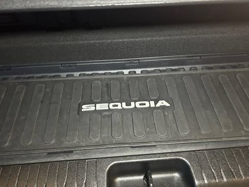 Used 2023 Toyota Sequoia 4WD image 23