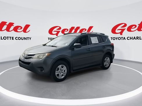 Used 2014 Toyota RAV4 LE image 4