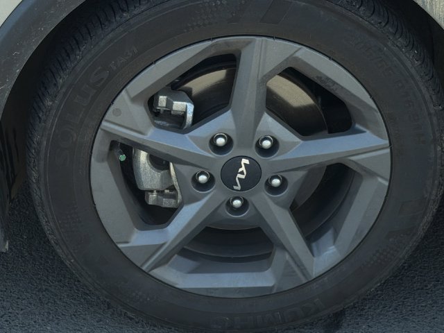 Used 2025 Kia K4 FWD image 6