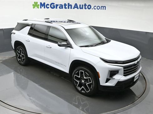 New 2026 Chevrolet Traverse High Country w/ LPO, Floor Liner Package image 3