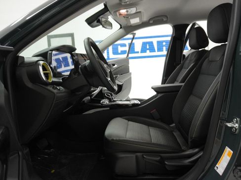 Used 2026 Chevrolet Trax LT w/ Driver Confidence Package image 14