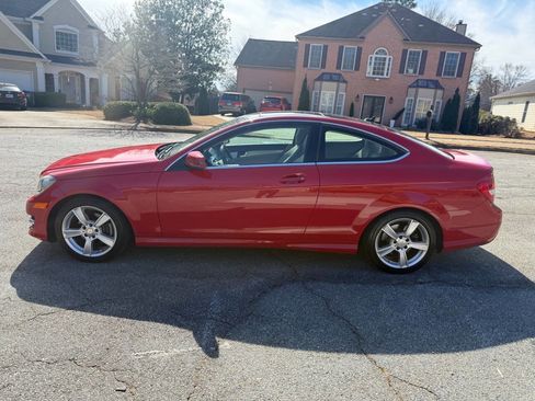 Used 2015 Mercedes-Benz C 250 Coupe image 6