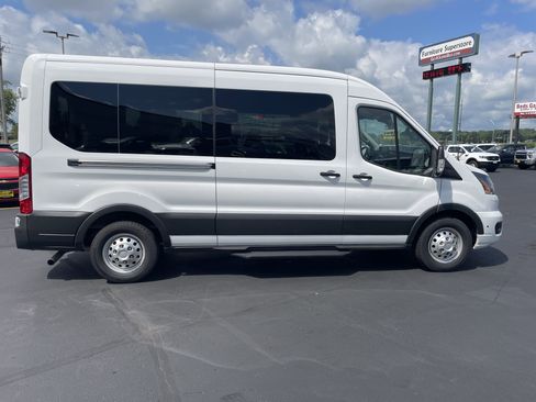 Used 2025 Ford Transit 350 XLT image 6