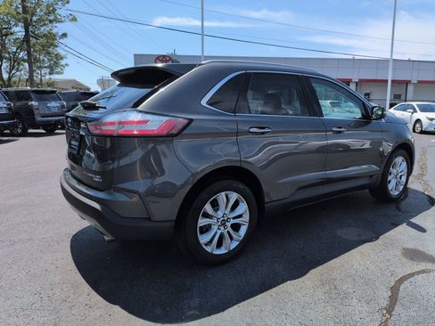 Used 2020 Ford Edge Titanium AWD/4WD image 5
