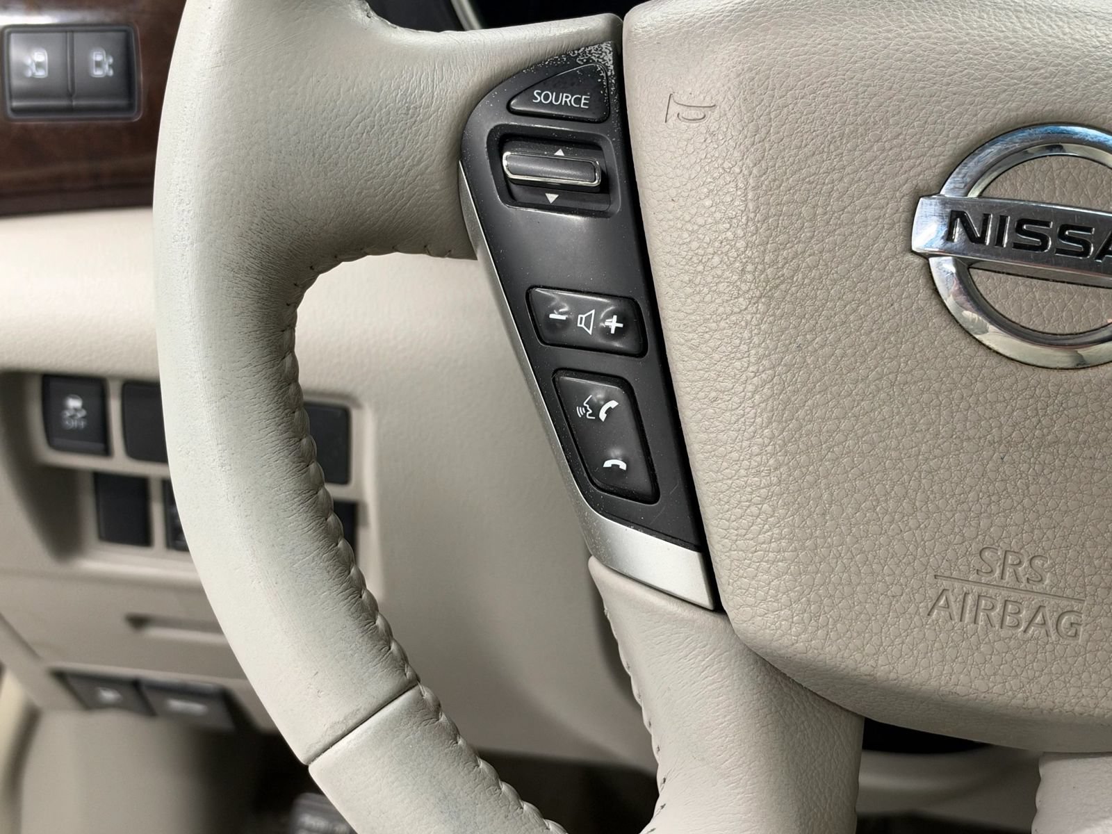Used 2014 Nissan Quest SV w/ Leather Package FWD image 30