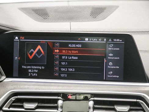 Used 2022 BMW X5 xDrive40i w/ M Sport Package AWD/4WD image 15