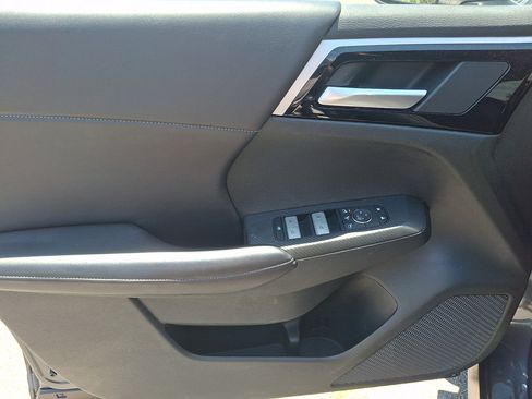 Used 2024 Mitsubishi Outlander SE AWD/4WD image 26