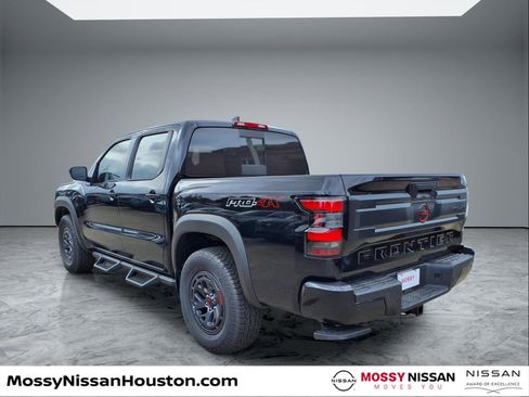 New 2026 Nissan Frontier PRO-4X w/ Tow Package image 2