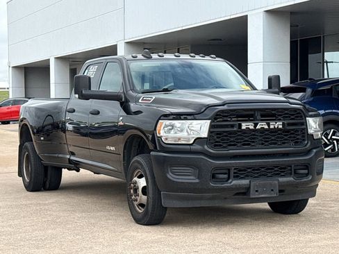 Used 2022 RAM 3500 Tradesman image 2