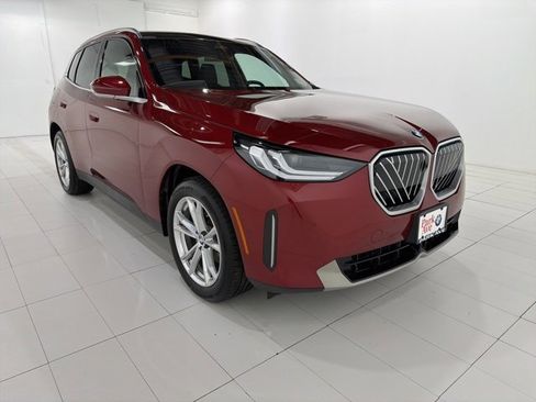 Used 2025 BMW X3 xDrive30i w/ Premium Package image 7