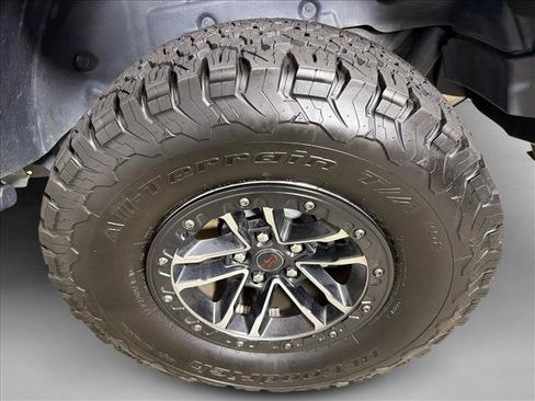 Used 2024 Jeep Wrangler Unlimited Rubicon w/ XTREMEE 35" Tire Package AWD/4WD image 21