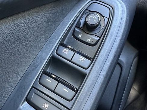 Used 2024 Subaru Crosstrek 2.0i Premium image 20