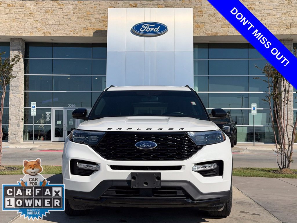 Used 2024 Ford Explorer ST-Line w/ Class IV Trailer Tow Package RWD image 2