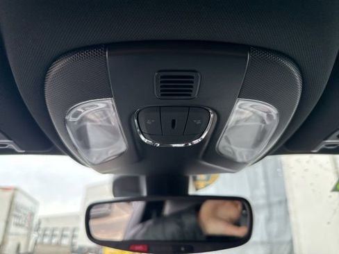 Used 2025 Jeep Compass Limited image 16