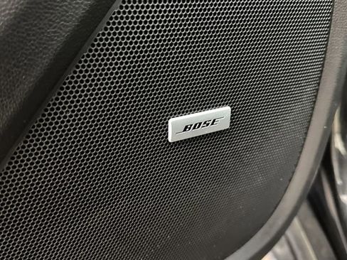 Used 2020 Chevrolet Traverse LT w/ LT Premium Package image 28