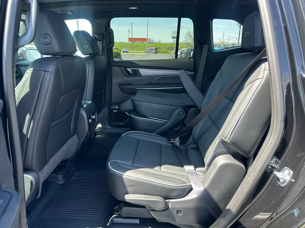 New 2026 Buick Enclave Sport Touring AWD/4WD image 16