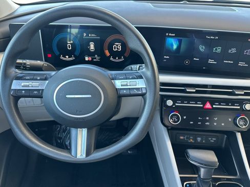 Used 2025 Hyundai Tucson SEL image 15