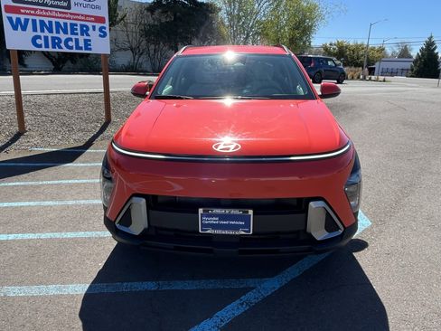 Certified 2025 Hyundai Kona SEL image 8