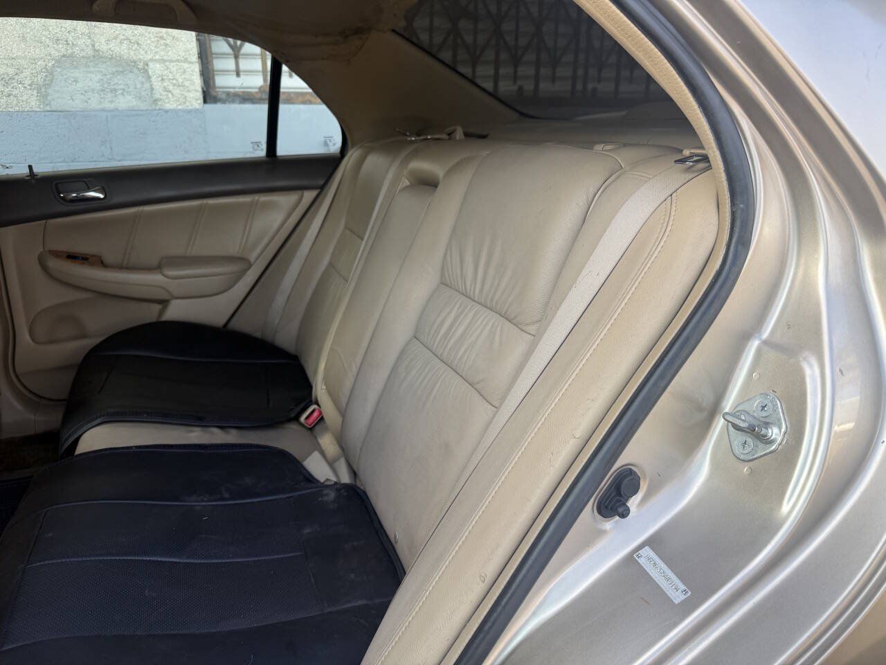 Used 2005 Honda Accord EX image 10
