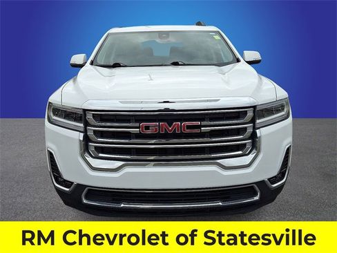 Used 2023 GMC Acadia SLT image 2