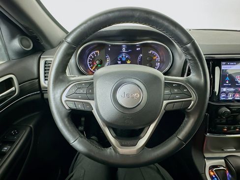 Used 2019 Jeep Grand Cherokee Limited AWD/4WD image 11