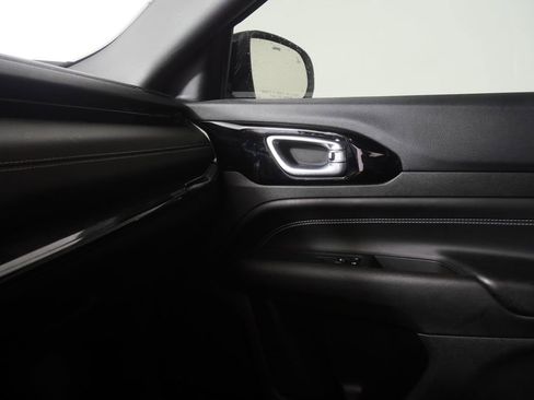 Used 2024 Jeep Compass Latitude w/ Convenience Group image 14