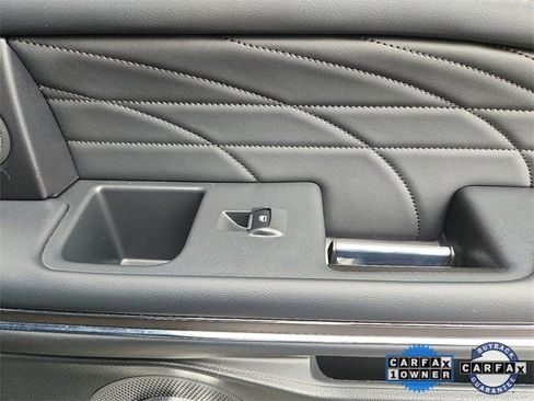 Certified 2023 Ford Expedition Platinum image 34