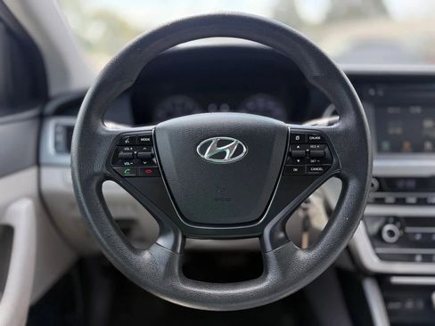 Used 2016 Hyundai Sonata SE image 24
