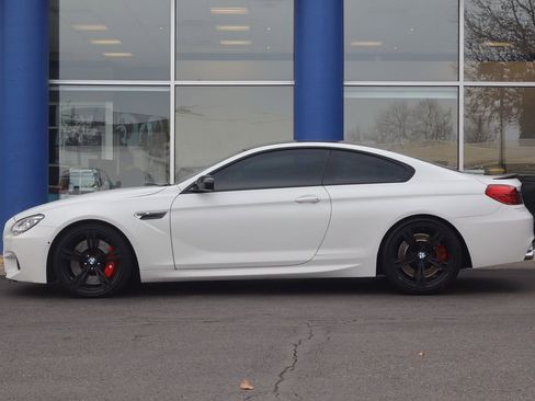 Used 2013 BMW M6 Coupe w/ Executive Pkg image 2