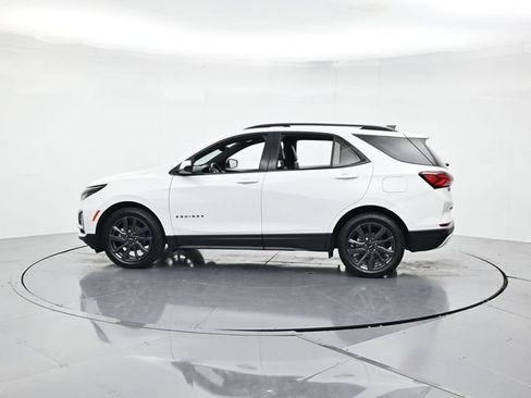 Used 2022 Chevrolet Equinox RS w/ LPO, Floor Liner Package FWD image 7